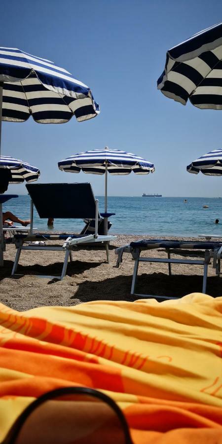 Casa Vacanze Archi Medievali Salerno Bagian luar foto