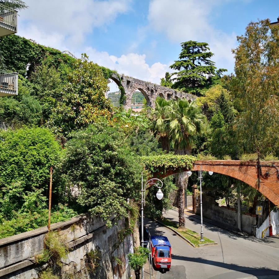 Casa Vacanze Archi Medievali Salerno Bagian luar foto